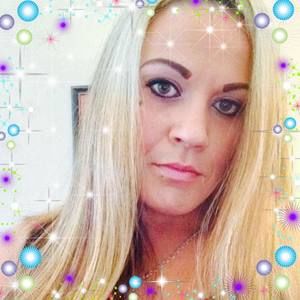 Meet your Posher, Dominique